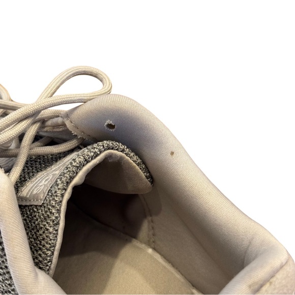 Adidas women’s Cloudform gray and white sneakers - size 8.5 - Picture 7 of 8